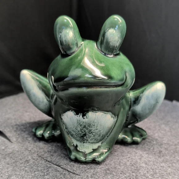 Vntg Hull Pottery Green Big Eye Frog Drip Glaze Ceramic Planter USA 6.25" - Picture 1 of 7